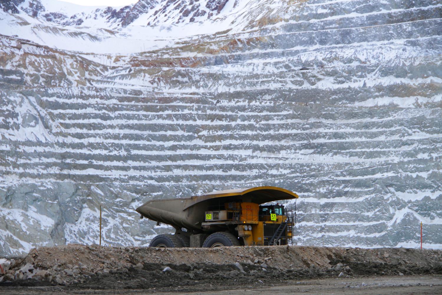 Minería a cielo abierto en la cordillera